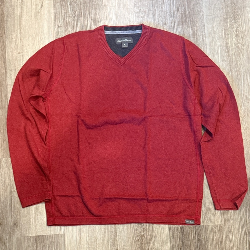 Eddie Bauer Men's V-Neck Red Sweater